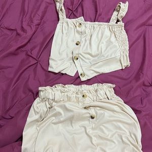 medium shorts set